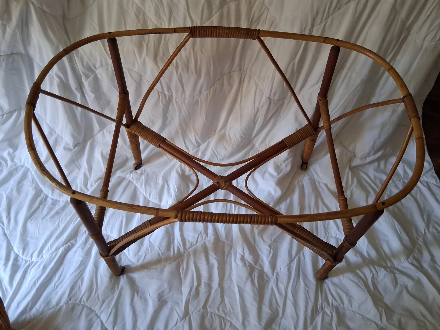 Vintage Wicker Bassinet - photo 3