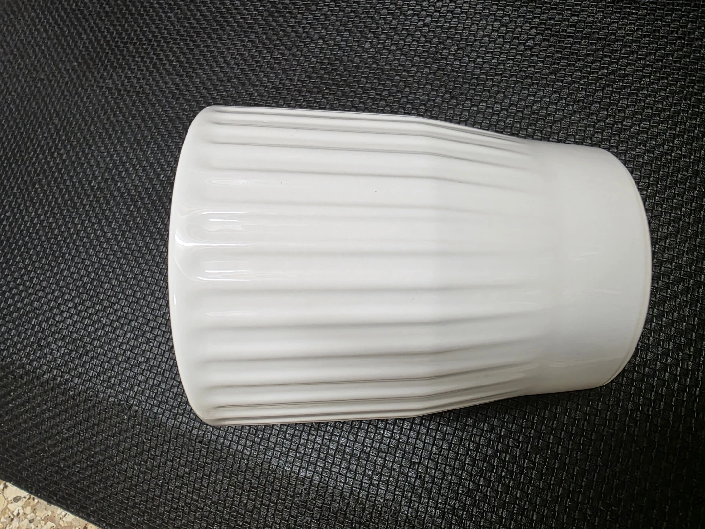 Set of 6 Ceramic Plant Pots – New - photo 3