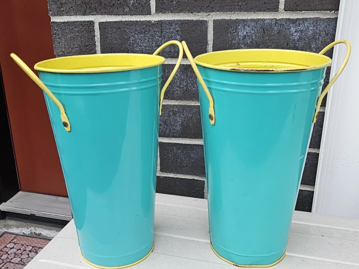 Turquoise and Yellow Metal Vases (Set of 2)