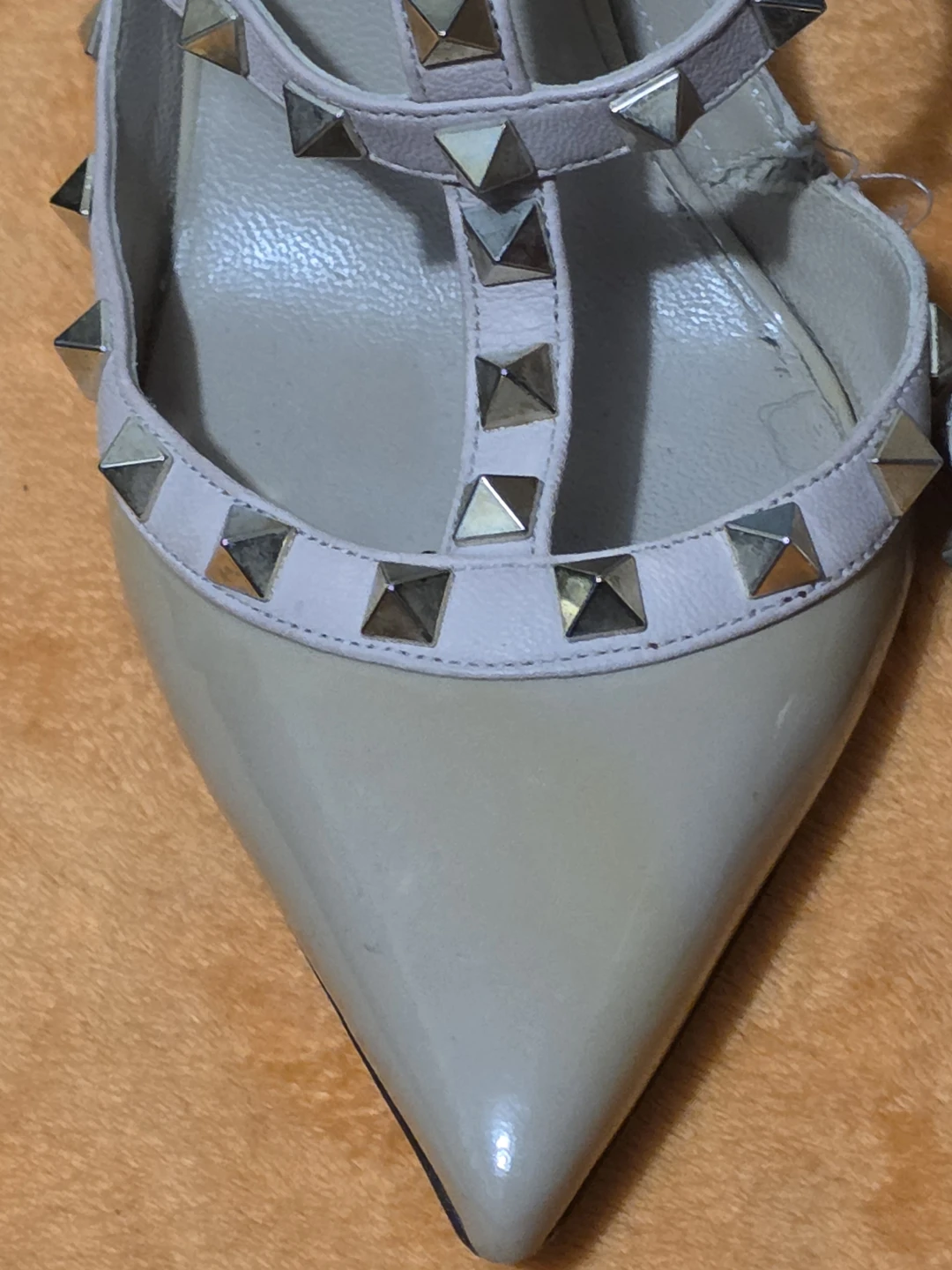 Valentino Garavani Studded Heels - photo 3