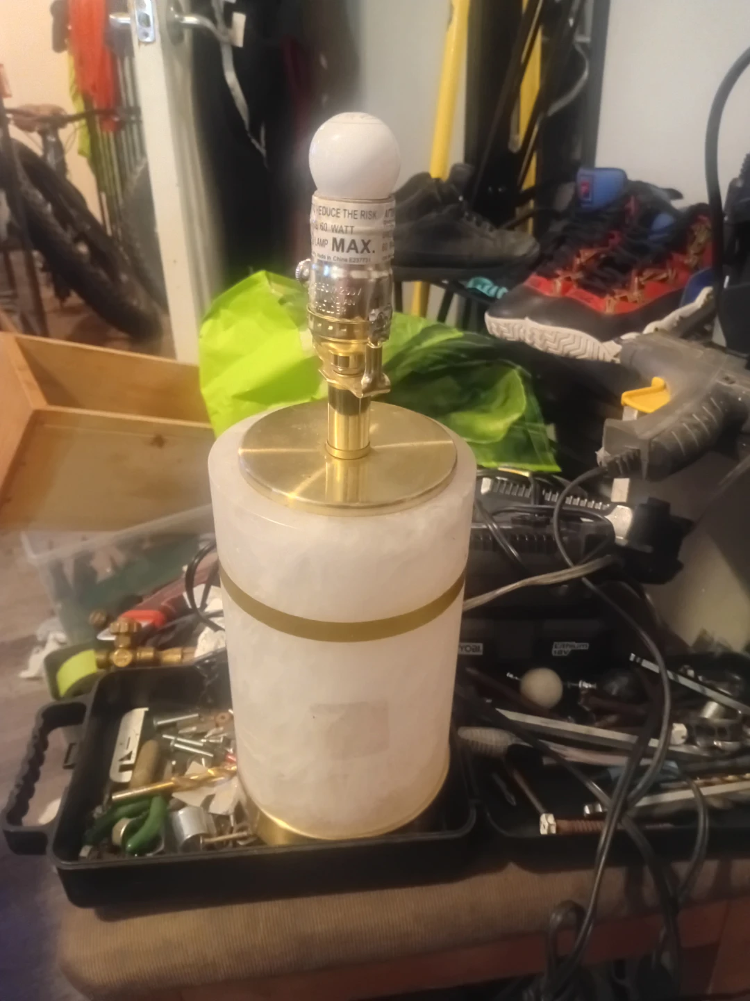 ⚽️  Table Lamp Base - White Stone plastic & Brass Accents