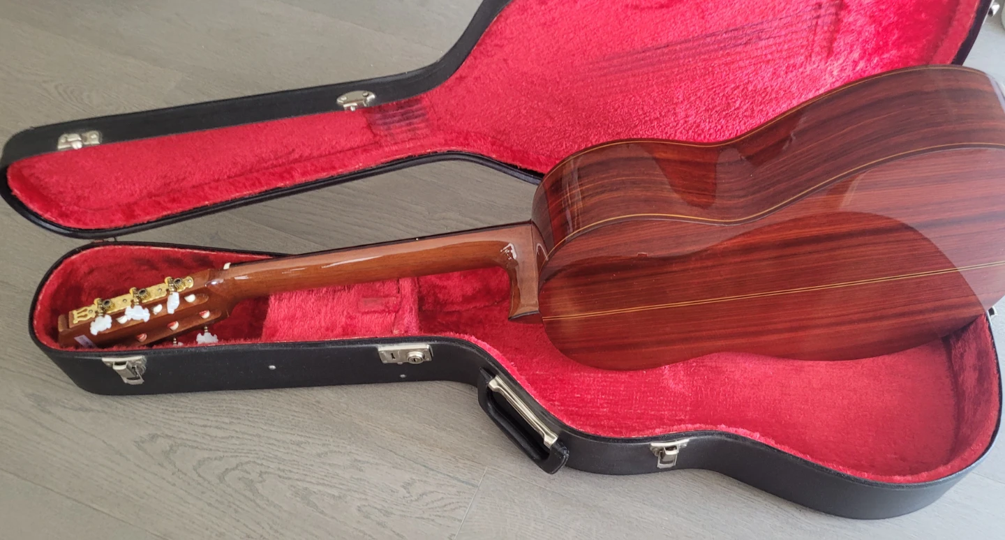 Morris G205 Classical Guitar - photo 2
