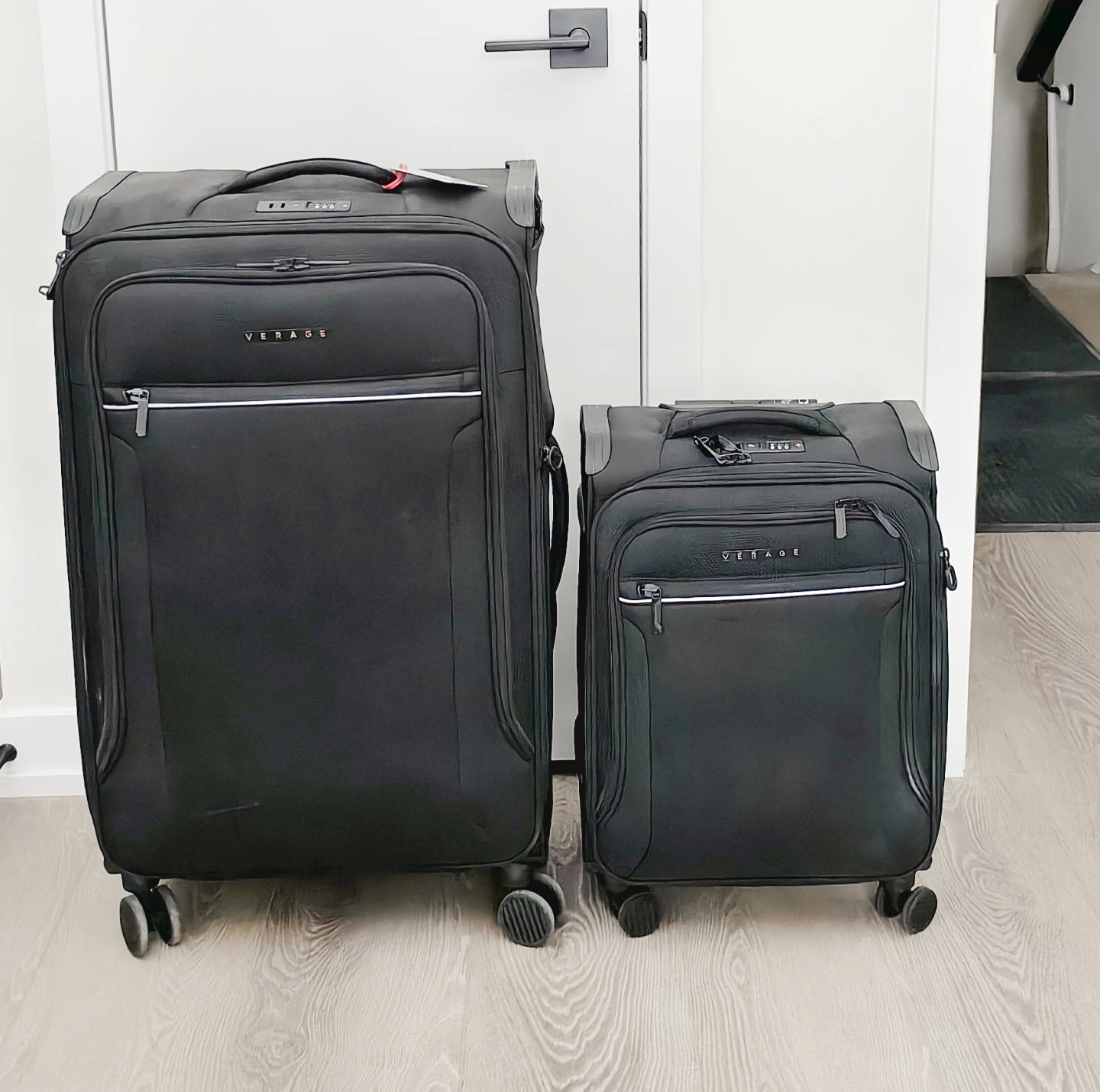 Verage Black Luggage Set