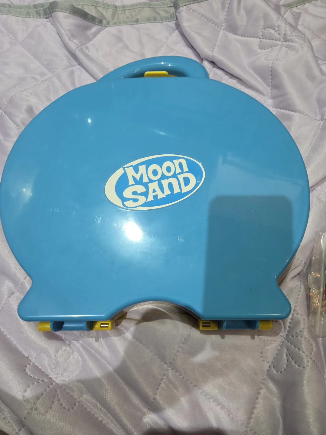 Brand new Moon Sand Activity Case