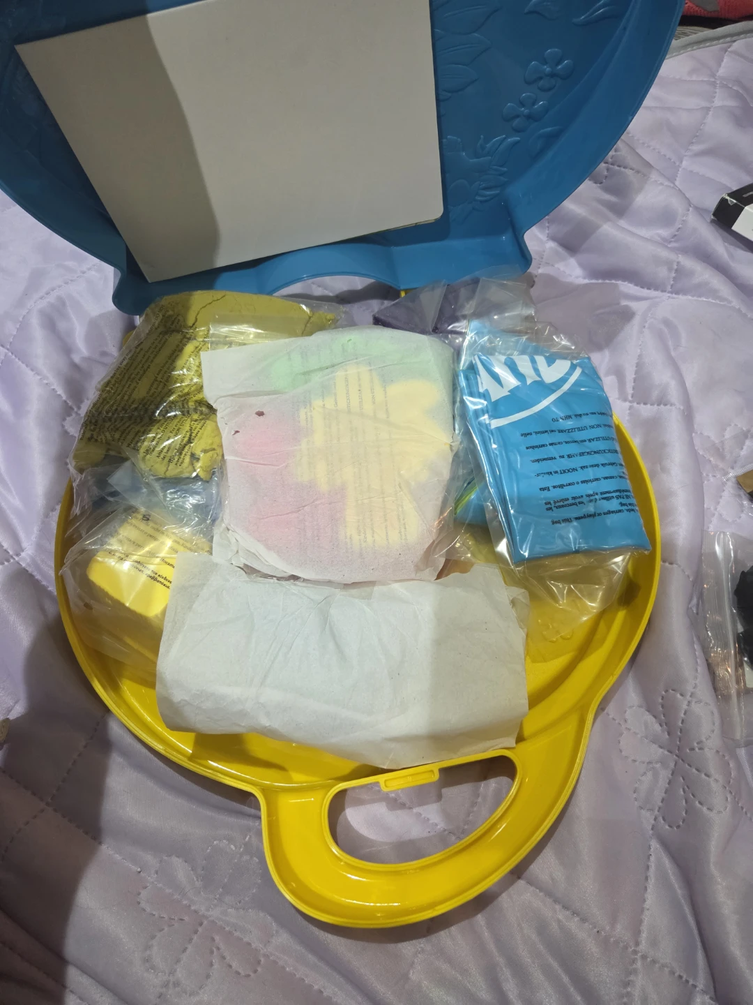 Brand new Moon Sand Activity Case - photo 2