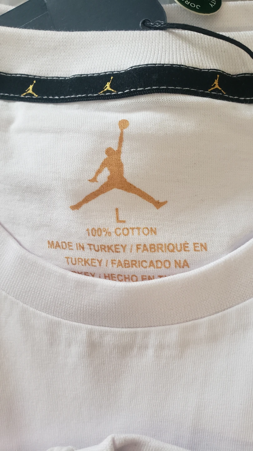 Brand new Mens Jordan White T-ShirtSize L,M ,XL - photo 3
