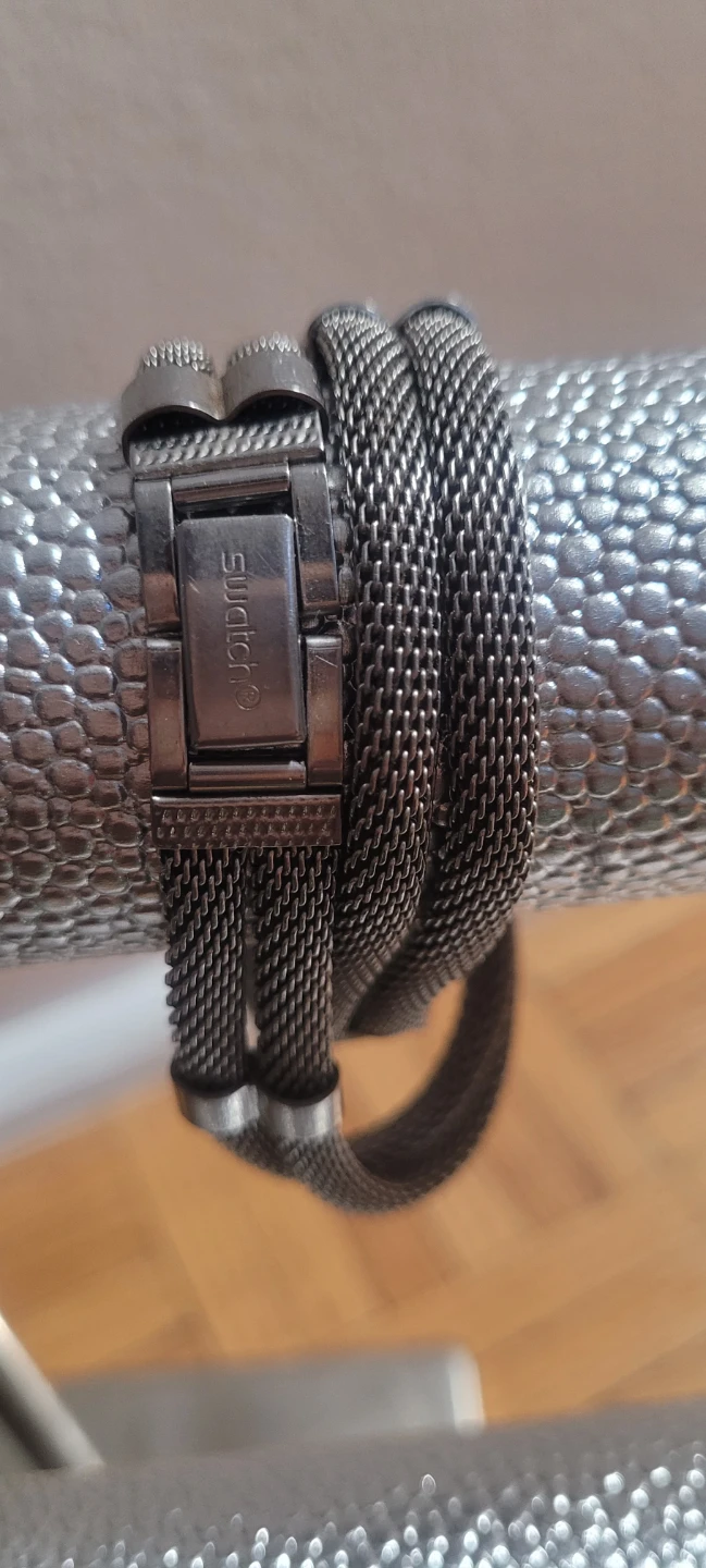 Swatch Watches (3) - One Black, Two Silver Tones - photo 2