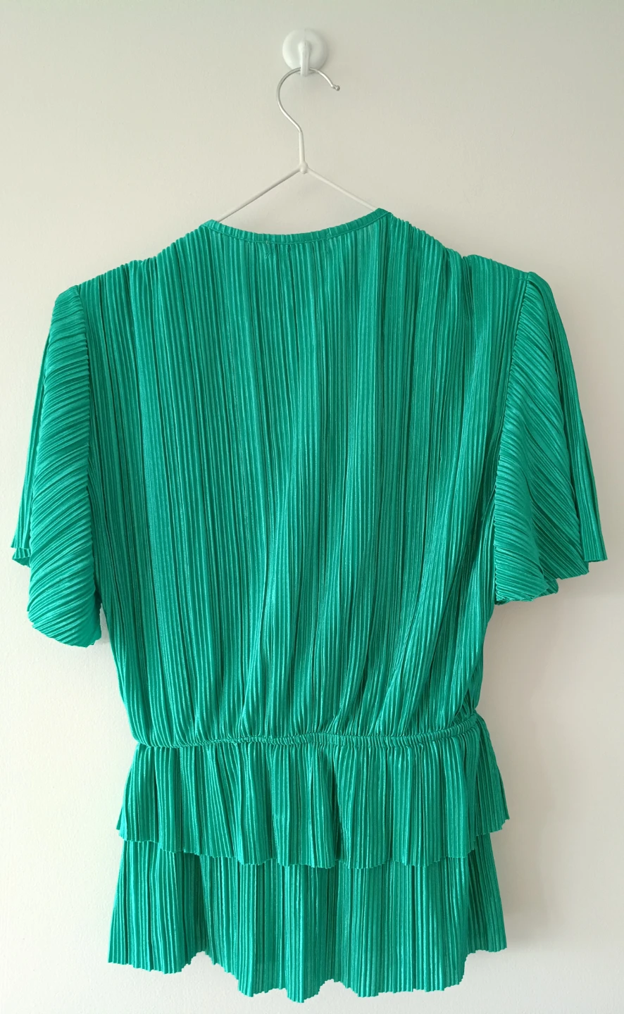 Emerald Green Pleated Shirt Size Small - photo 2