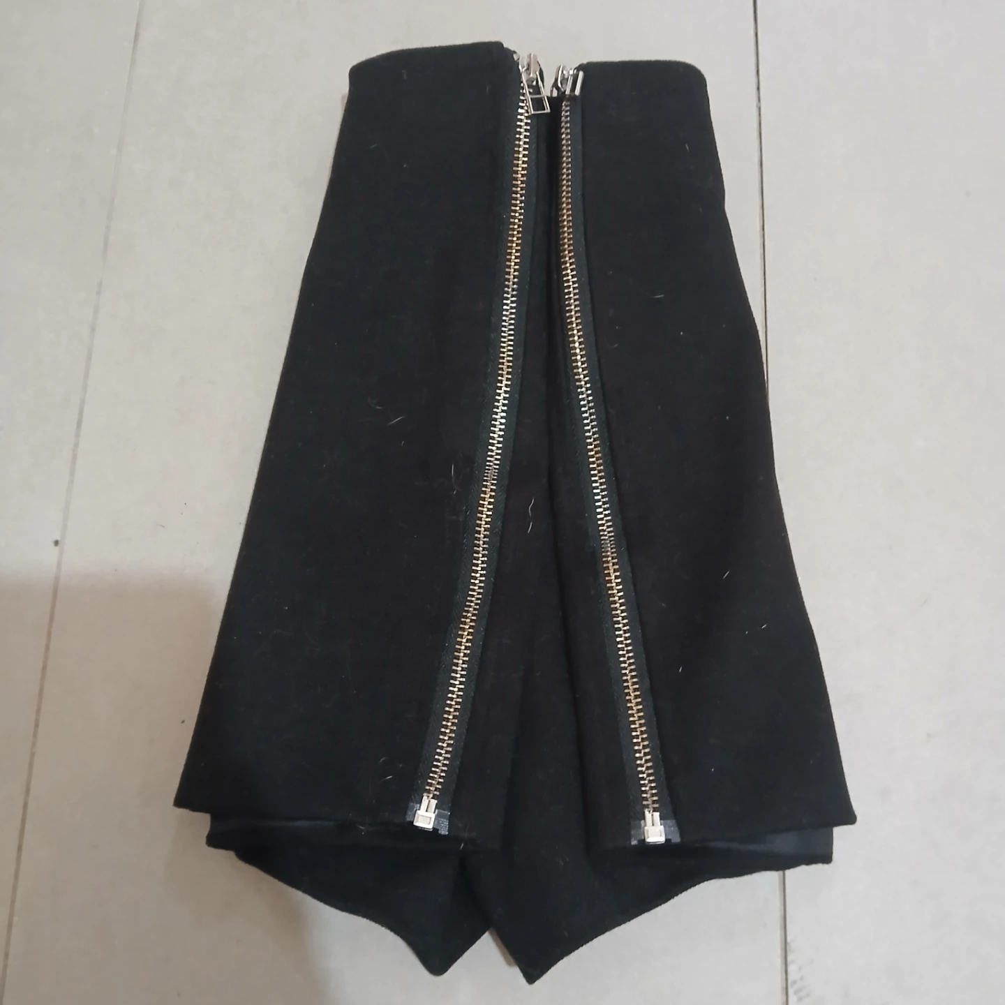⚽ Black Shorts with Double Zippers - photo 2