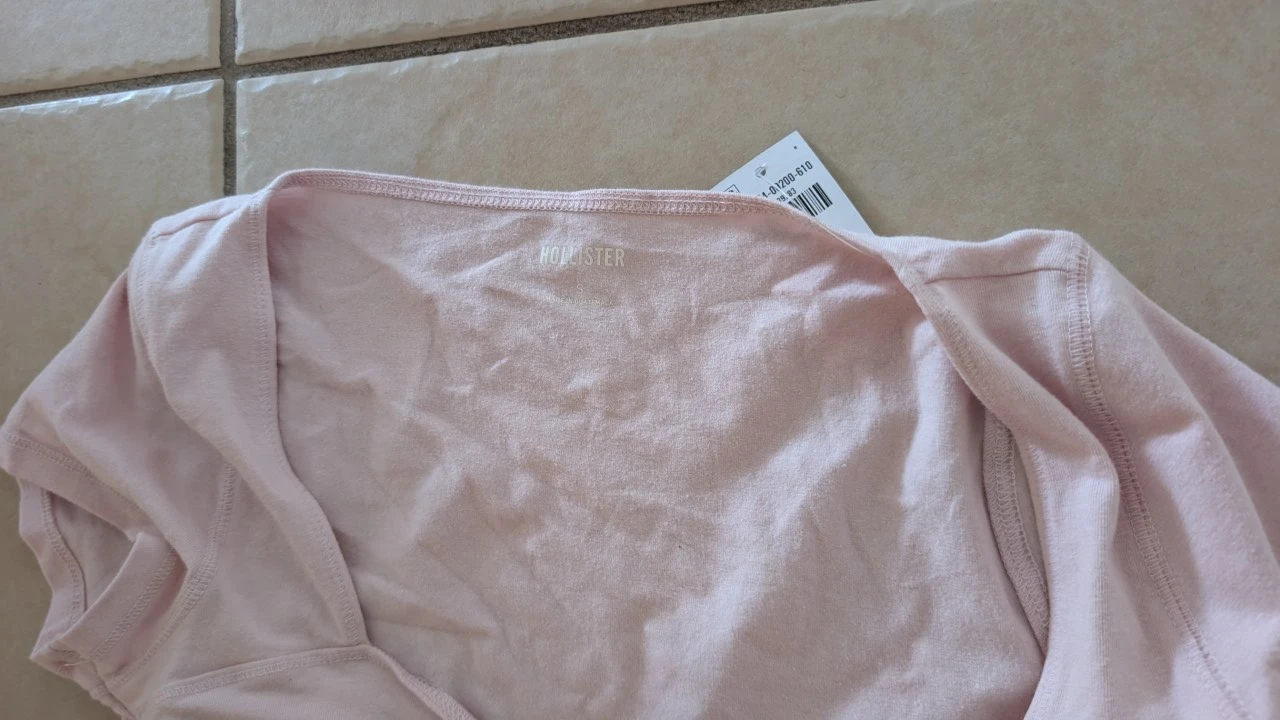 Hollister Pink Tie-Front T-Shirt size women's small - photo 5