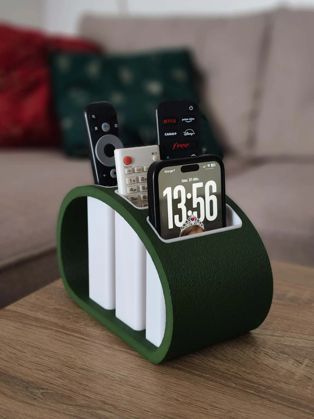 Dual-Tone Remote Control Holder – Sleek Living Room Organization