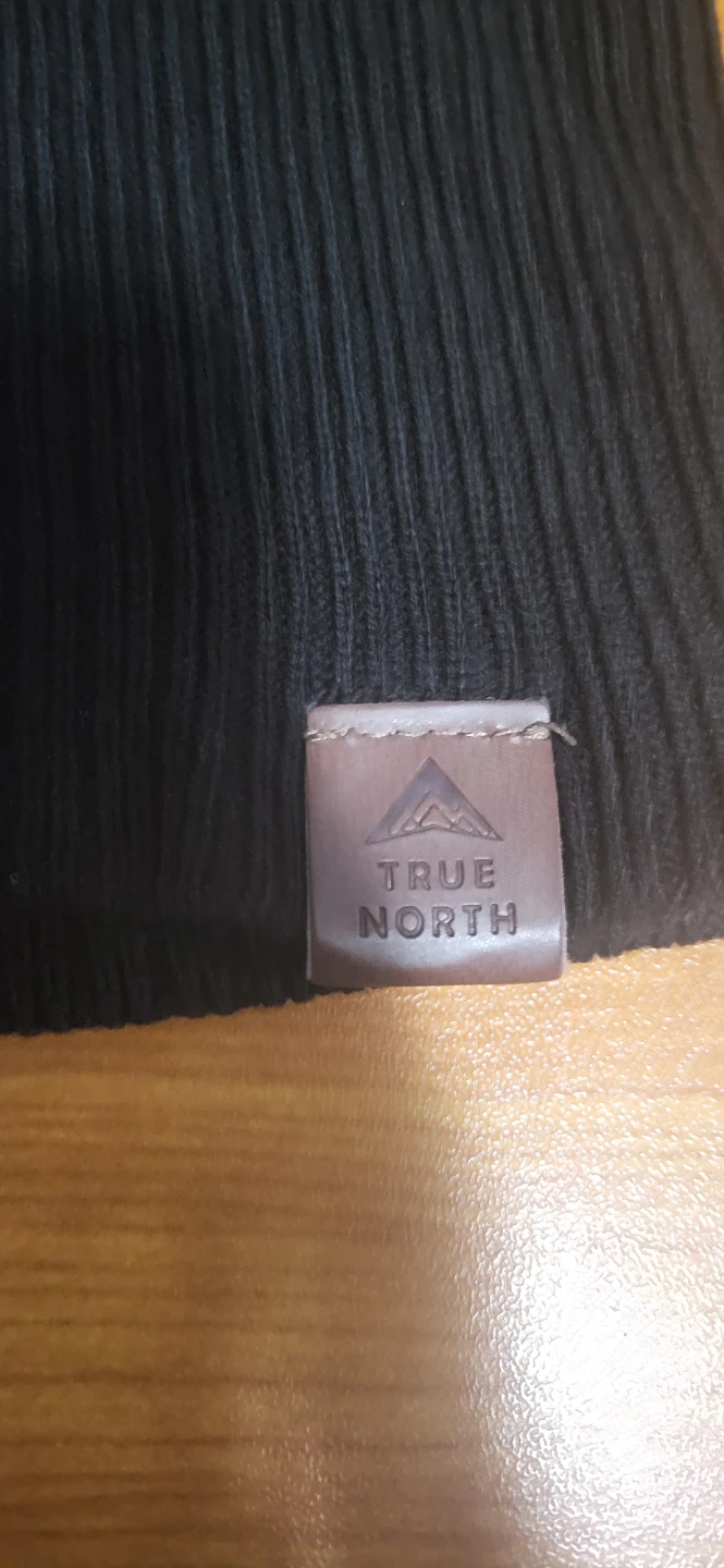 True North Black Beanie - photo 2