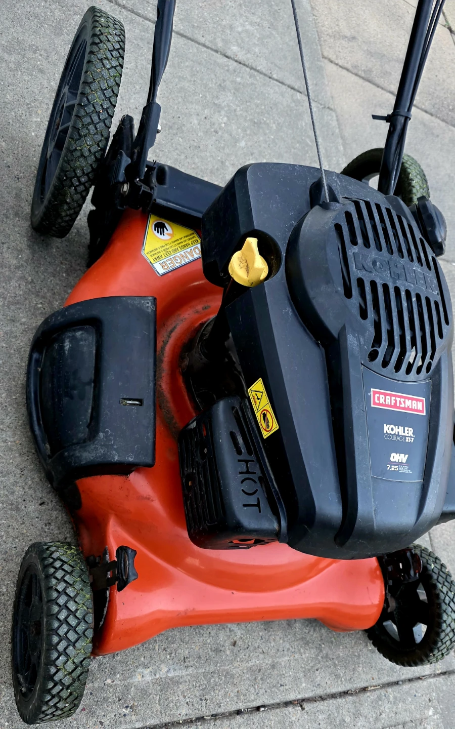 Craftsman Lawn Mower, working, in Millwoods - photo 5