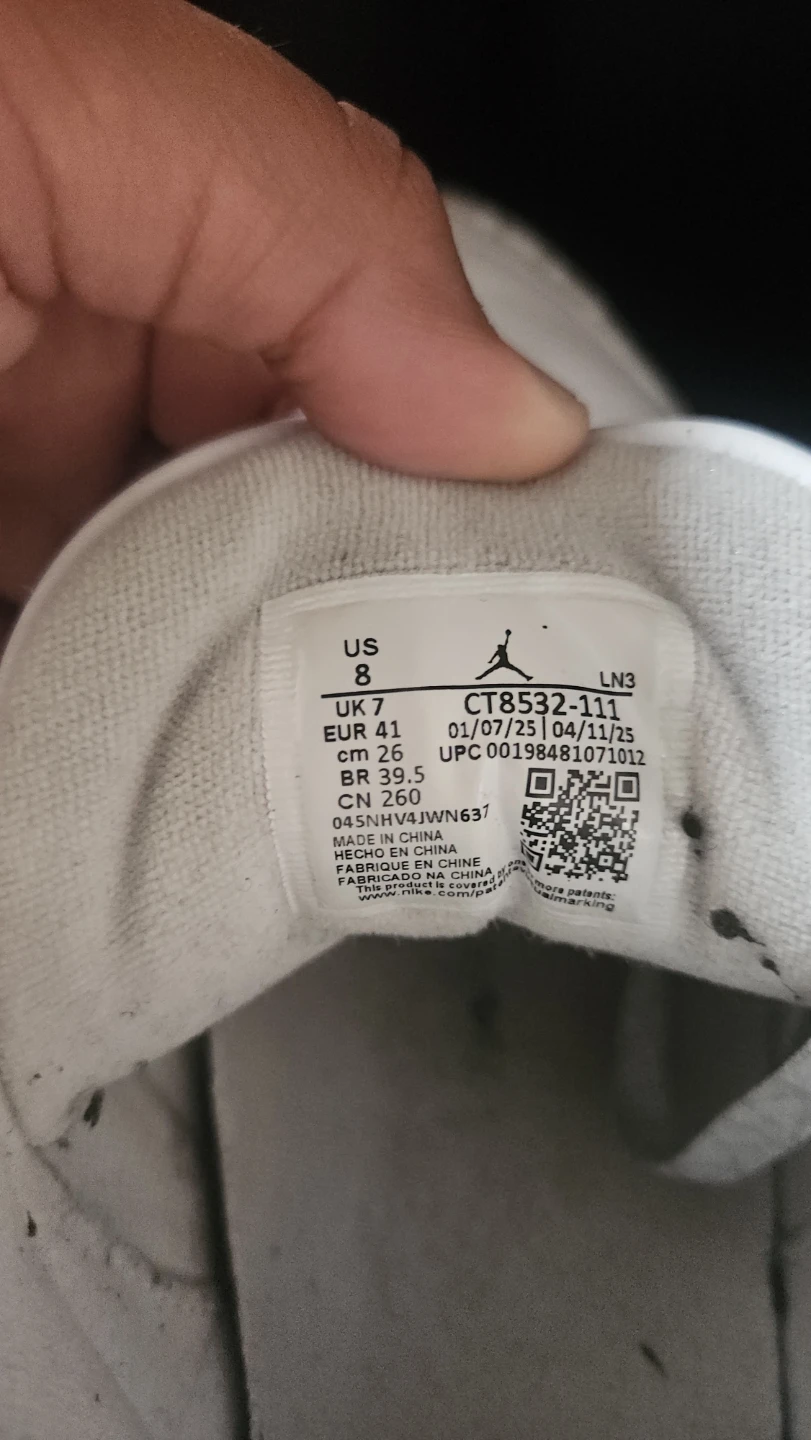 Jordan 3 Retro White Cement Sneakers - photo 4