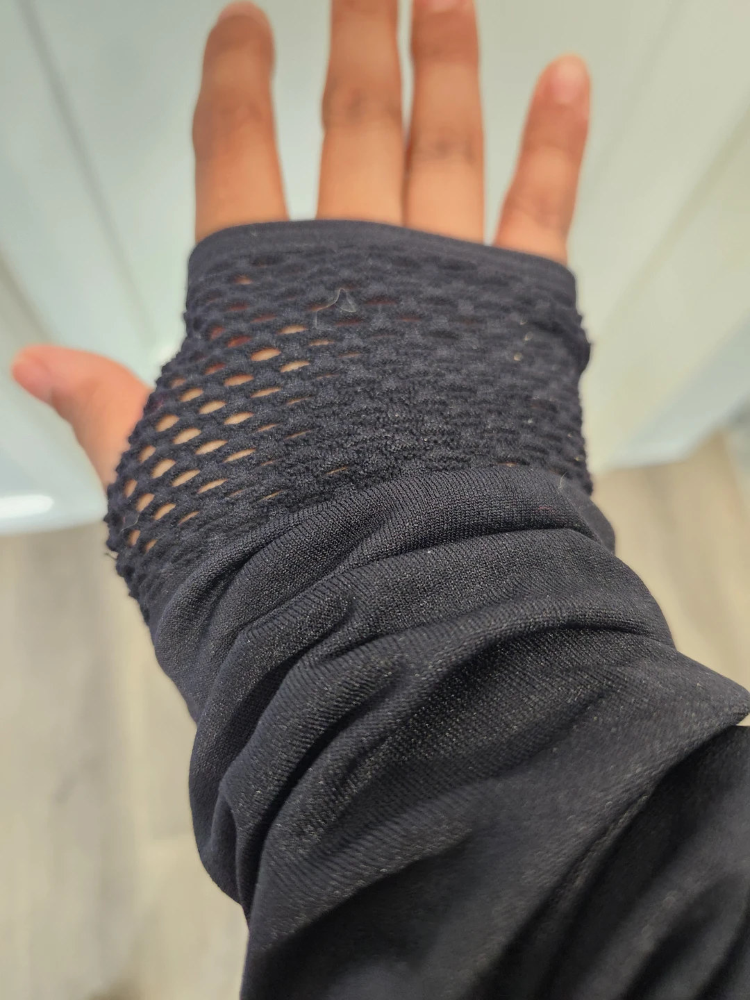 Fabletics Black Mesh Hoodie ⚽ - photo 4