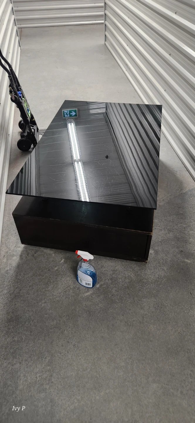 Glass top Livingroom/Coffee Table