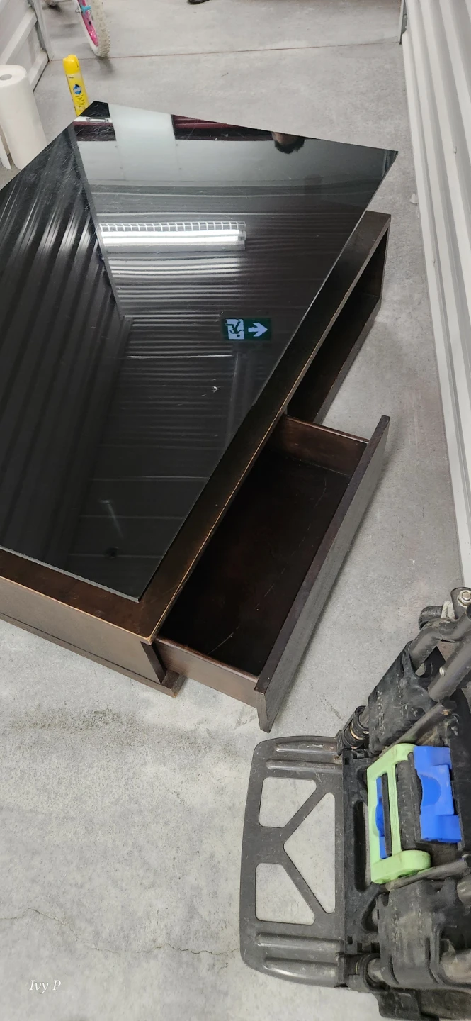 Glass top Livingroom/Coffee Table - photo 4