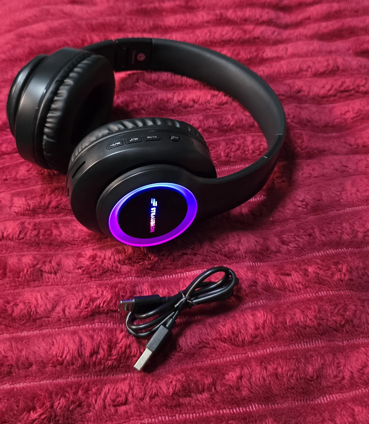 Wireless Bluetooth Headphones Built in Mic Brand New Extendable