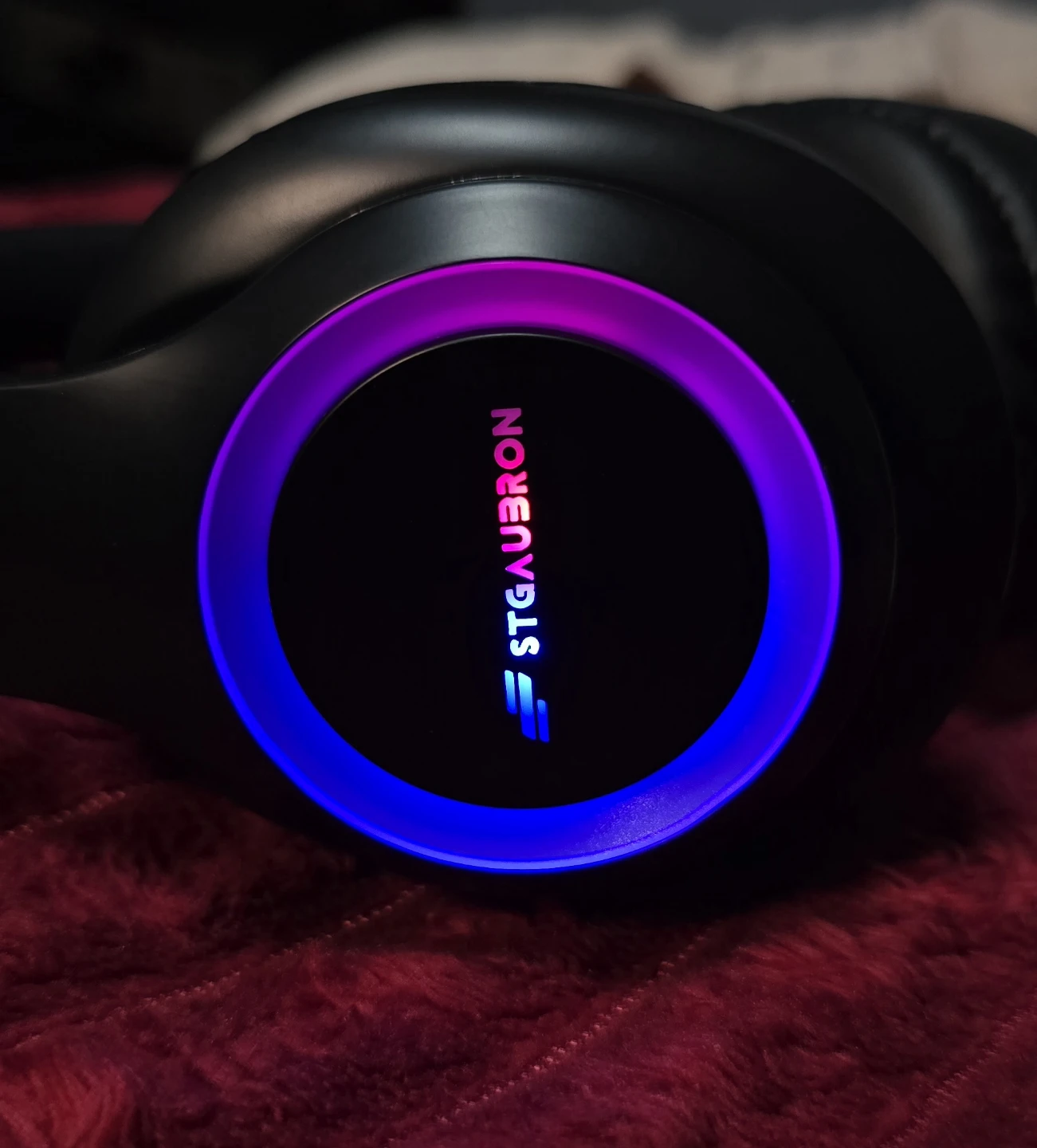 Wireless Bluetooth Headphones Built in Mic Brand New Extendable - photo 4