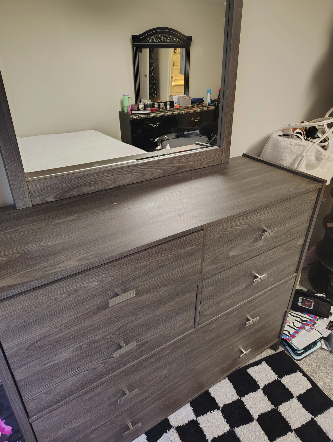 Wood Dresser with Mirror Plus Nightstand - photo 3