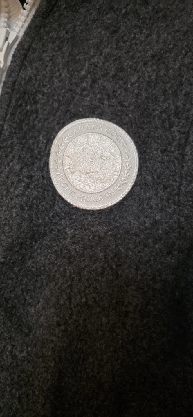 Canada Goose Vest - photo 2