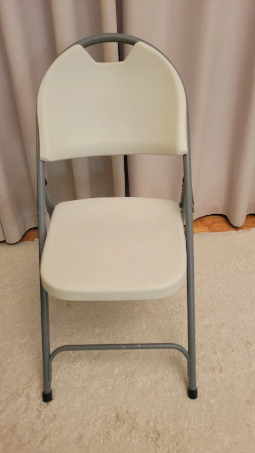 White Folding Chair ⚽