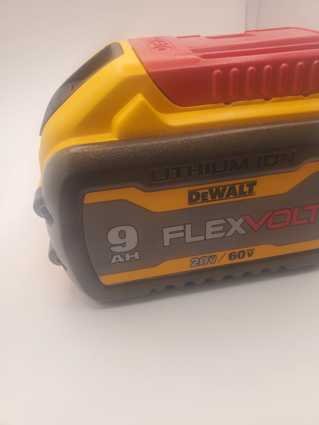 DEWALT FLEXVOLT 9.0 Ah Lithium Ion Battery 20V/60V - photo 3
