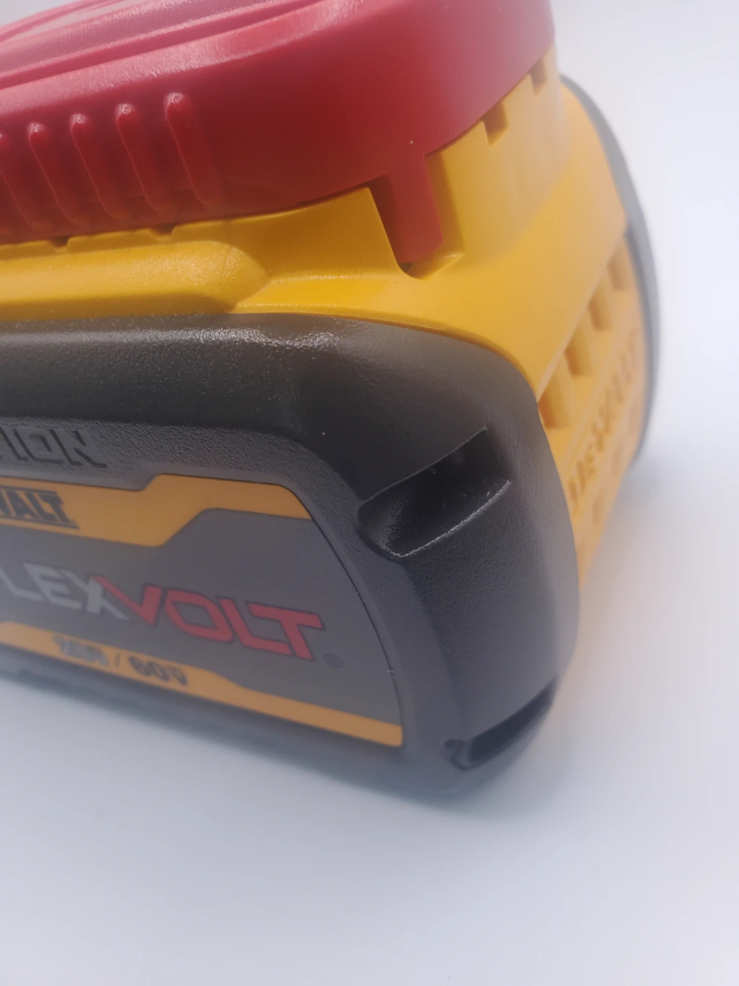 DEWALT FLEXVOLT 9.0 Ah Lithium Ion Battery 20V/60V - photo 4