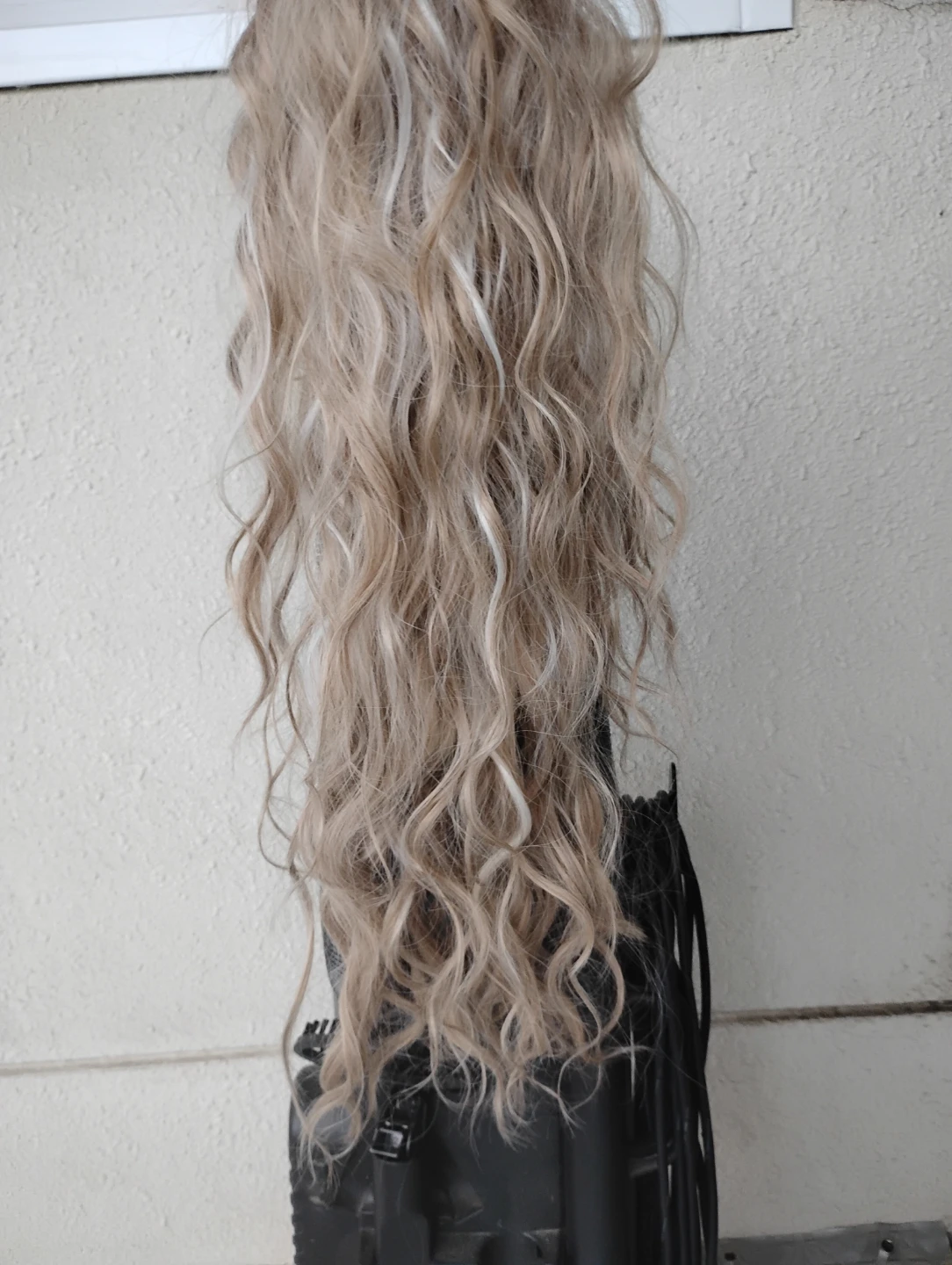 Long Wavy Blonde Wig
