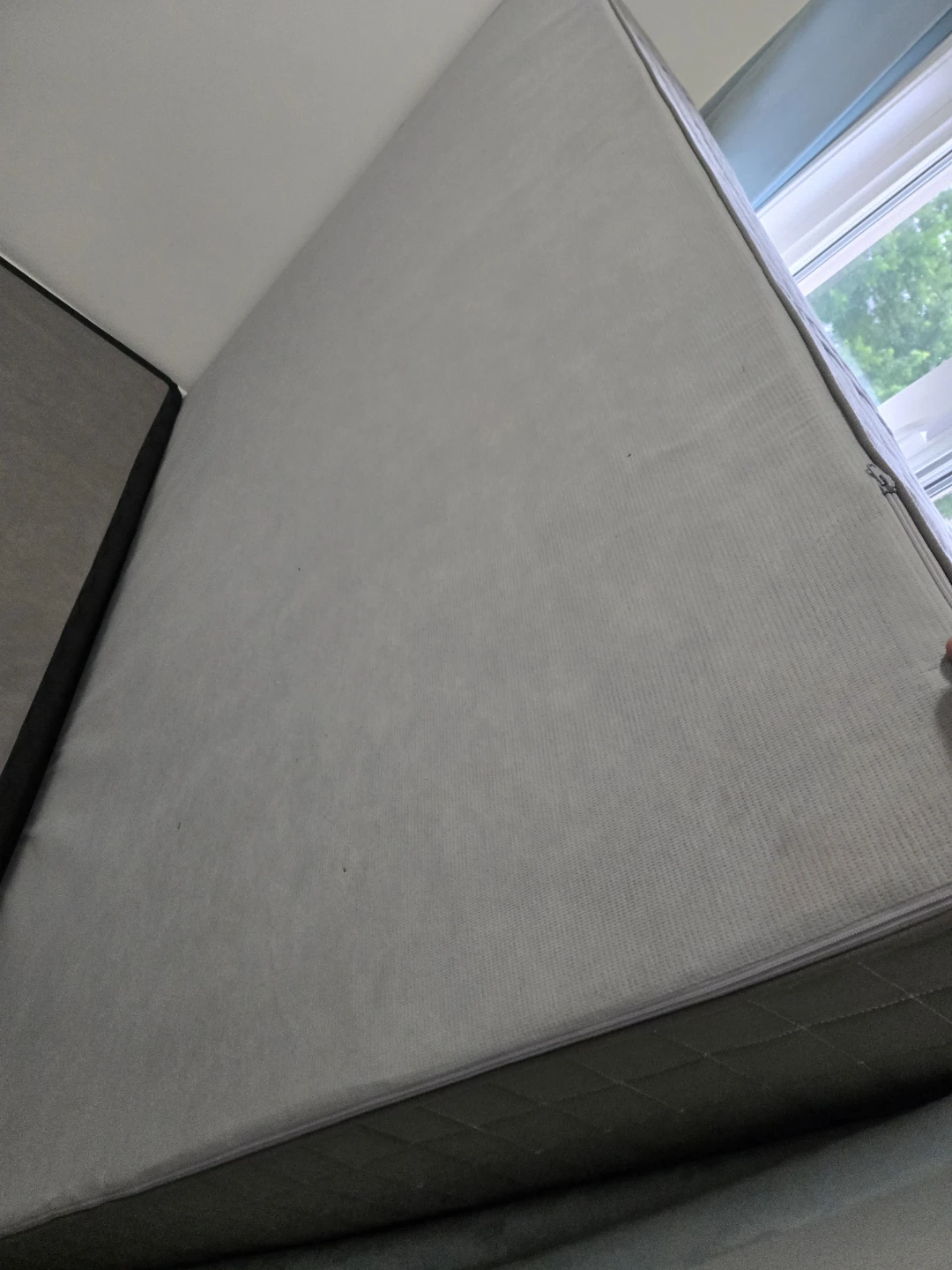 IKEA HAUGSVAR Queen Mattress + box spring - photo 2