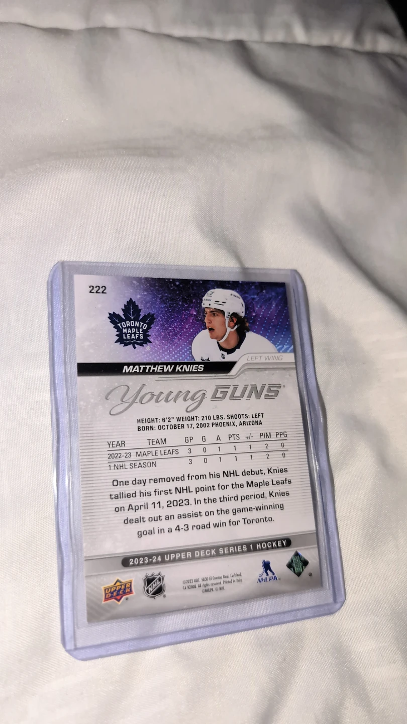 Matthew Knies Young Guns Hockey Card - photo 2