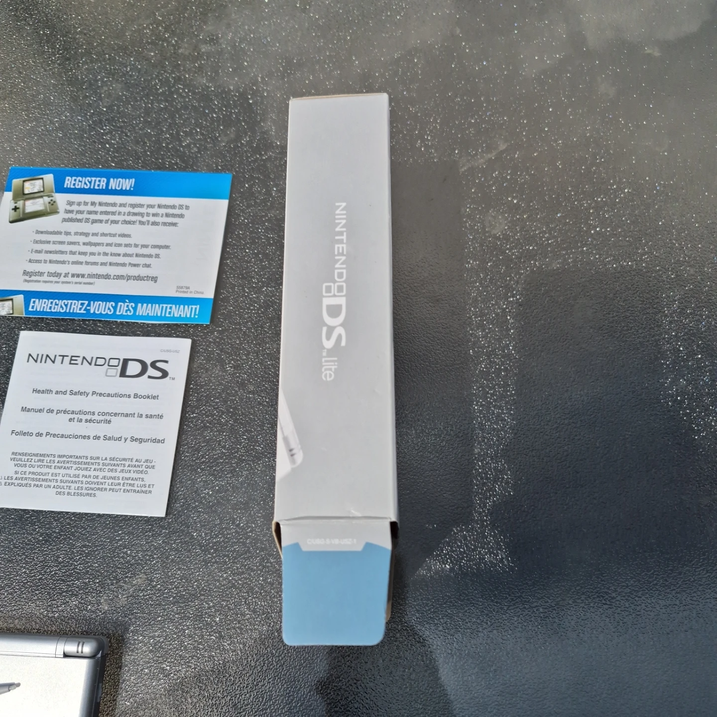 Nintendo DS Lite Silver Console - photo 4