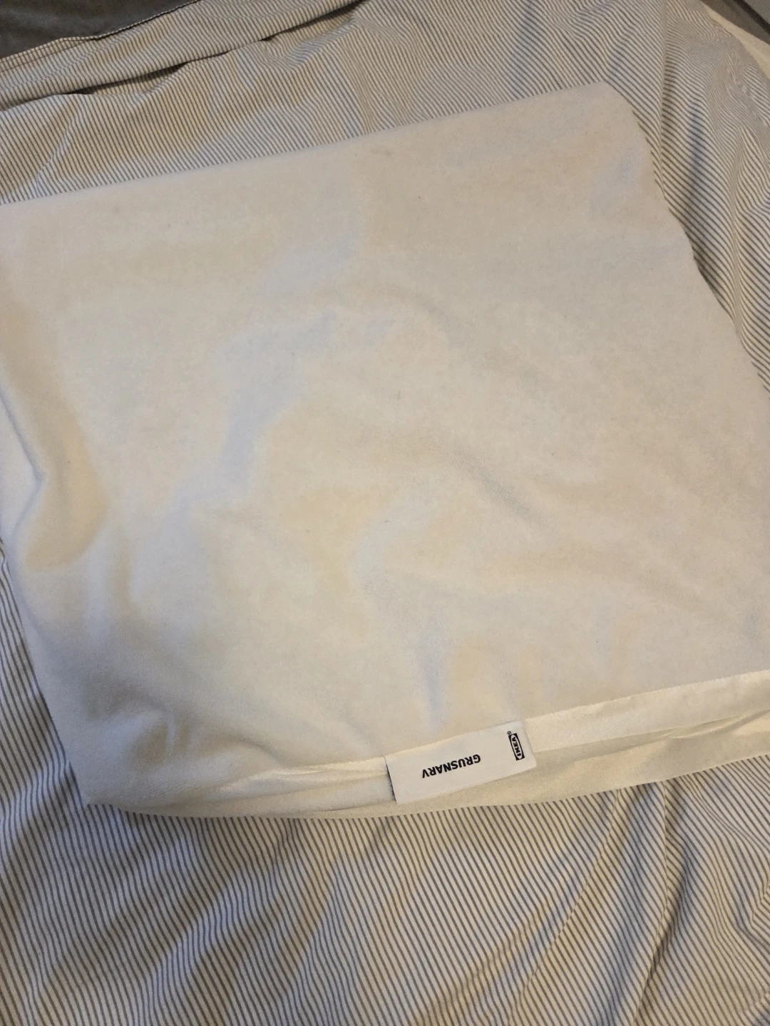Waterproof mattress pad - twin size - photo 2