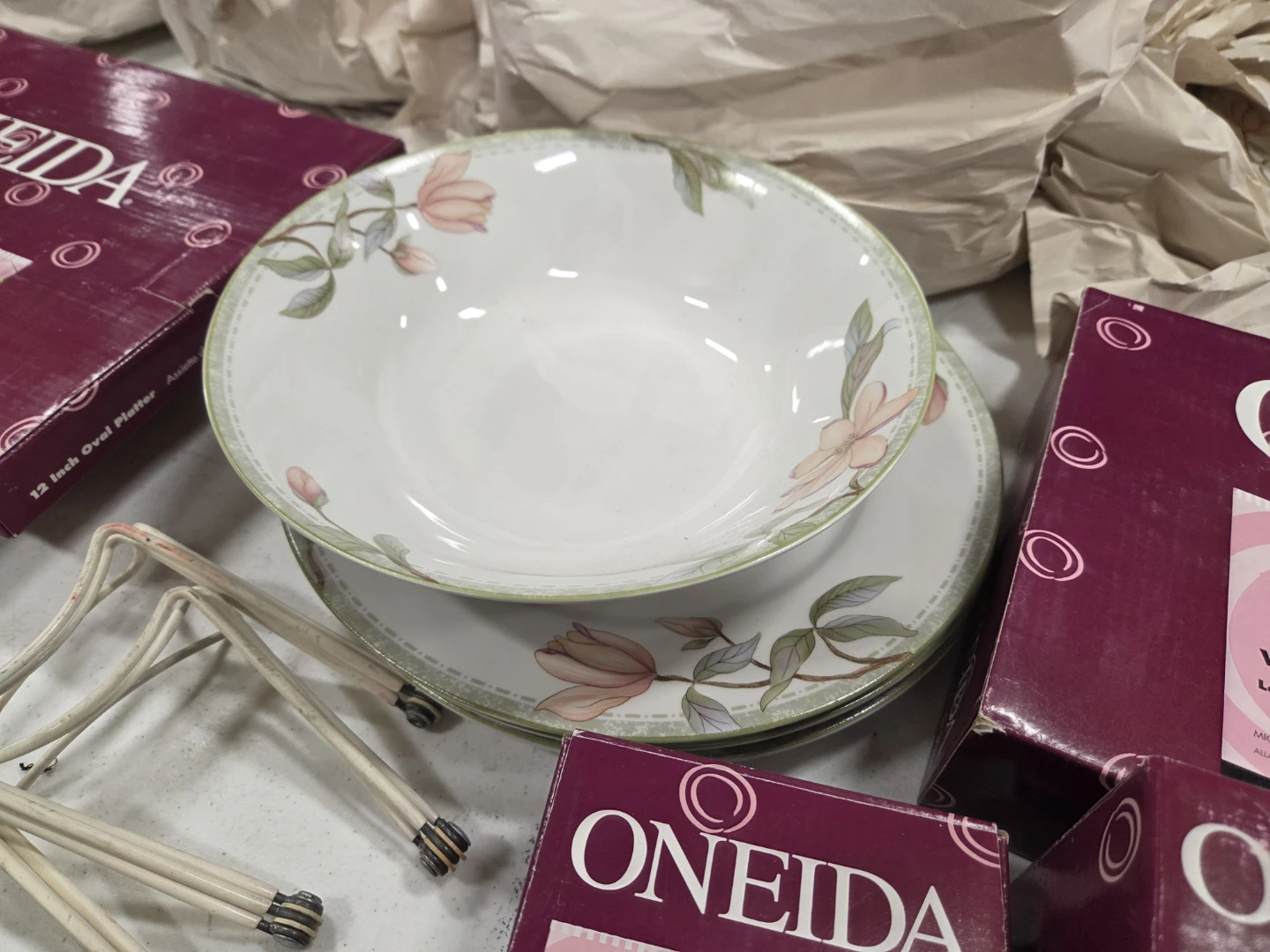 Oneida Covered Casserole Dish - Savannah Collection - photo 4