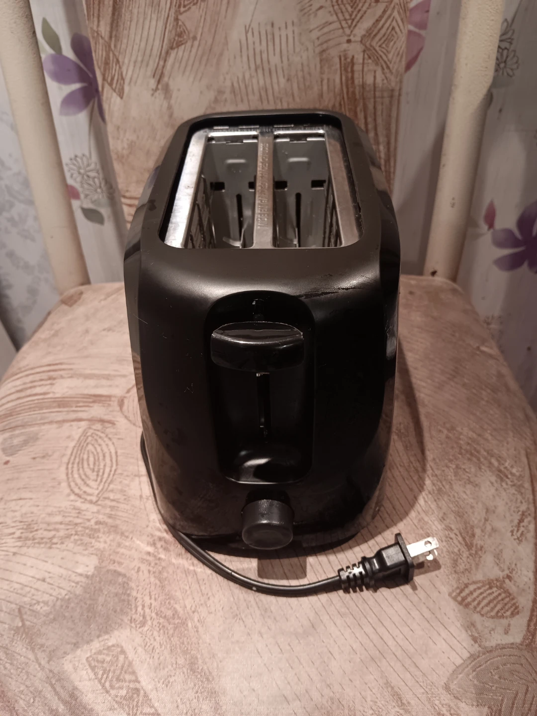 Black 2-Slice Toaster - photo 2