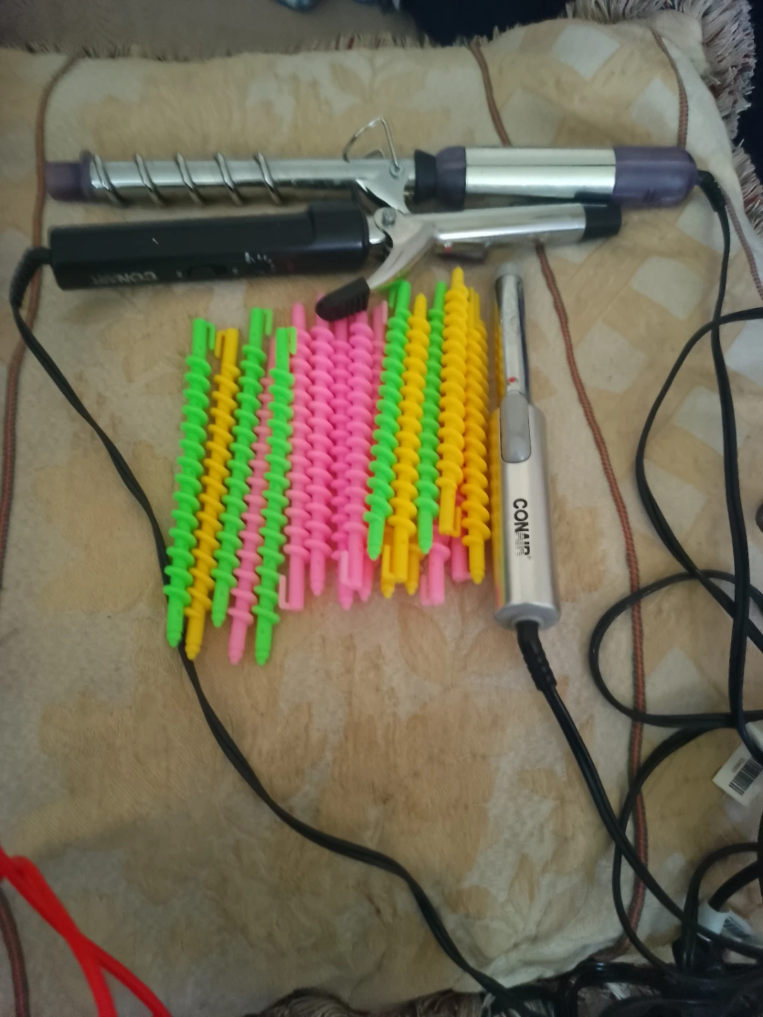 Conair Curling Iron and Curlers Set
