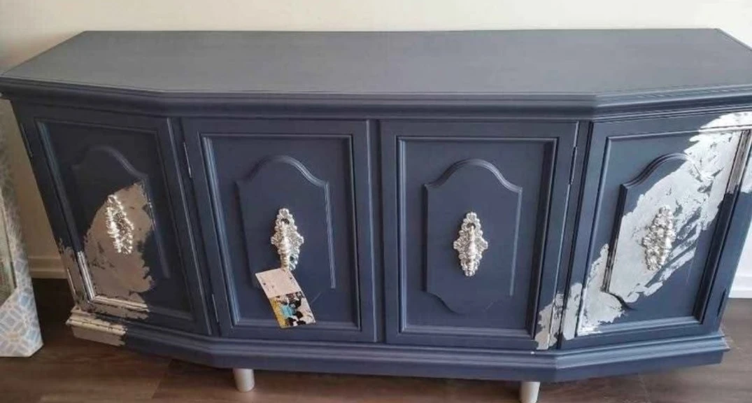 Credenza