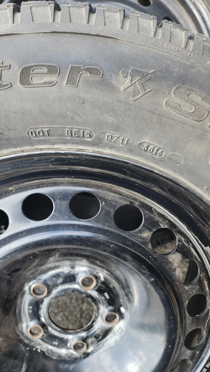 BFGoodrich Winter Tires on Rims - 245/65R17 - photo 2
