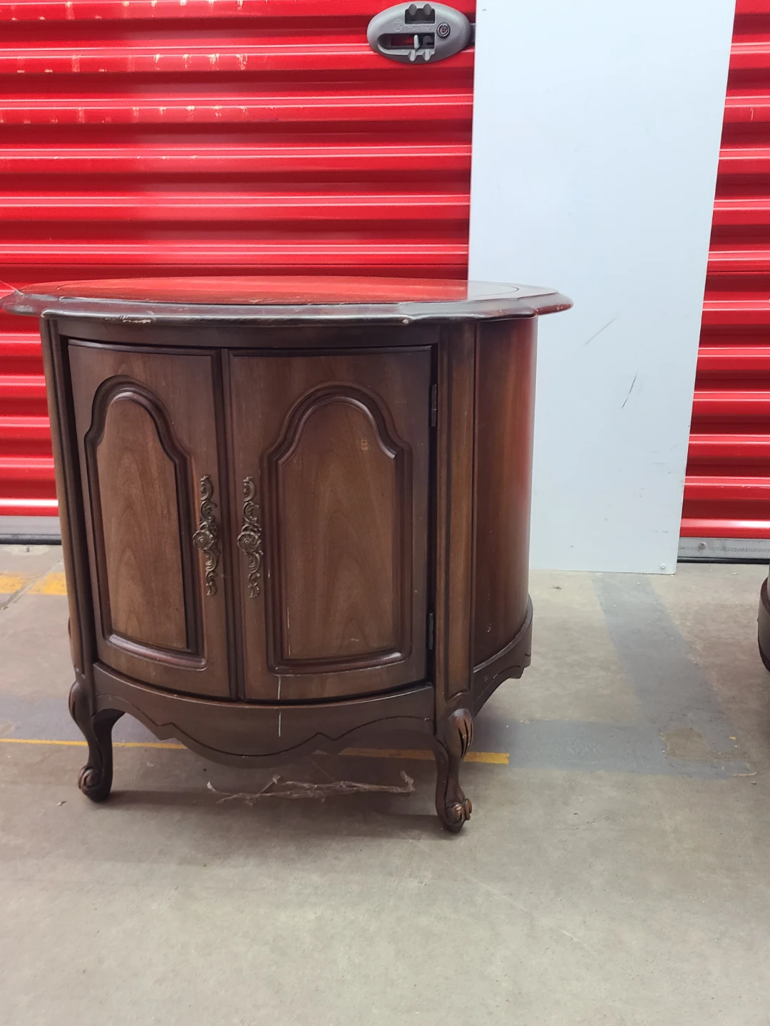 🇨🇦  Vintage Wooden End Tables - Set of 2 - photo 3