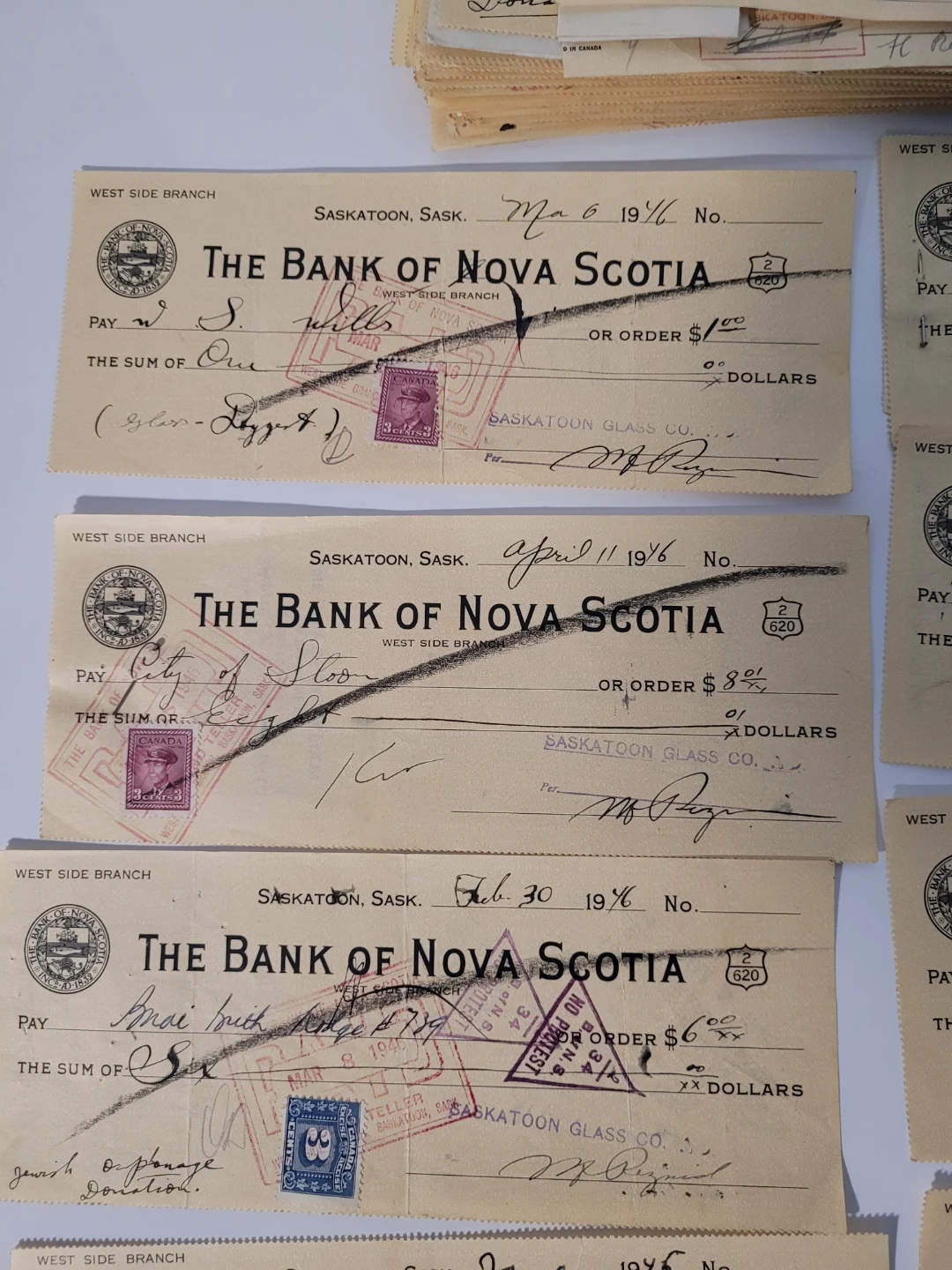 The Bank of Nova Scotia Cheques - Saskatoon, Sask.