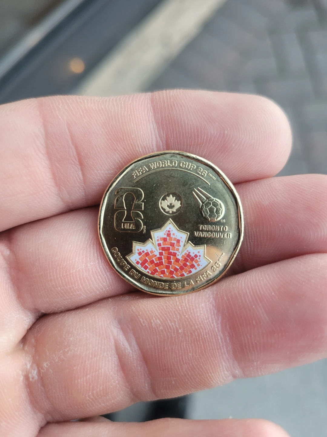 Canada 2026 FIFA World Cup commemorative dollar coin - photo 2