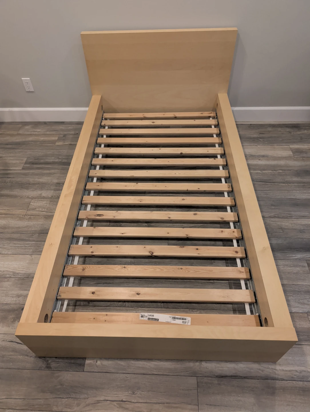 IKEA MALM Twin Bed Frame with LADE slats - photo 2