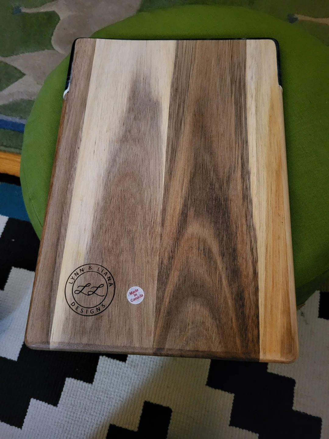 ⚽️ Lynn & Liana Designs Wood Resin Cutting Board - photo 3