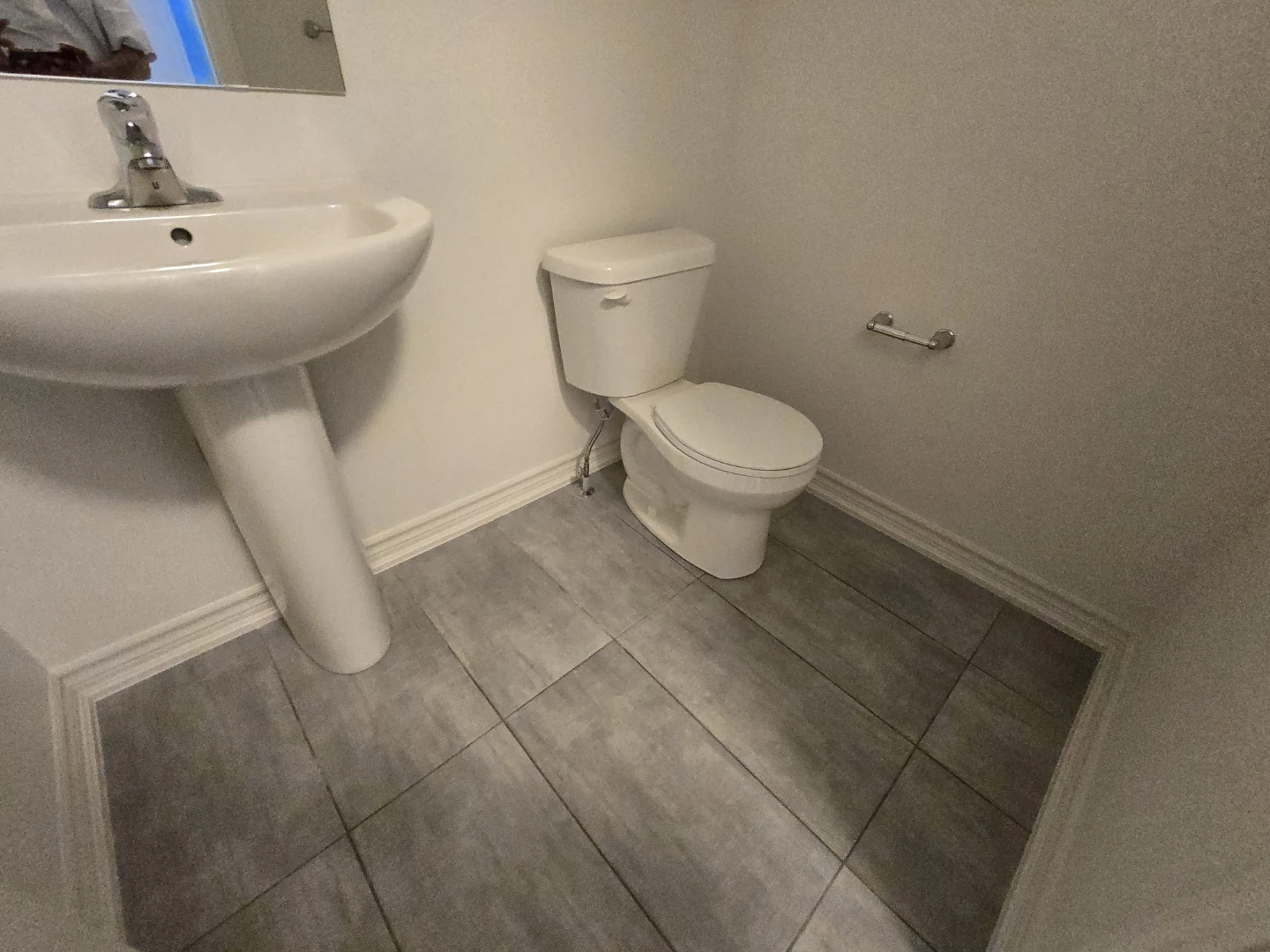 Private room for Rent – Newly Built Home in Cobourg - photo 5