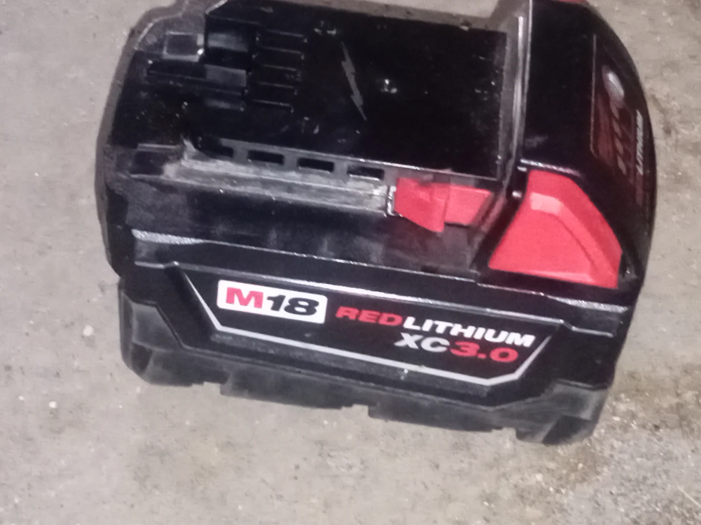 Milwaukee M18 RedLithium XC 3.0 Battery and Charger - photo 4