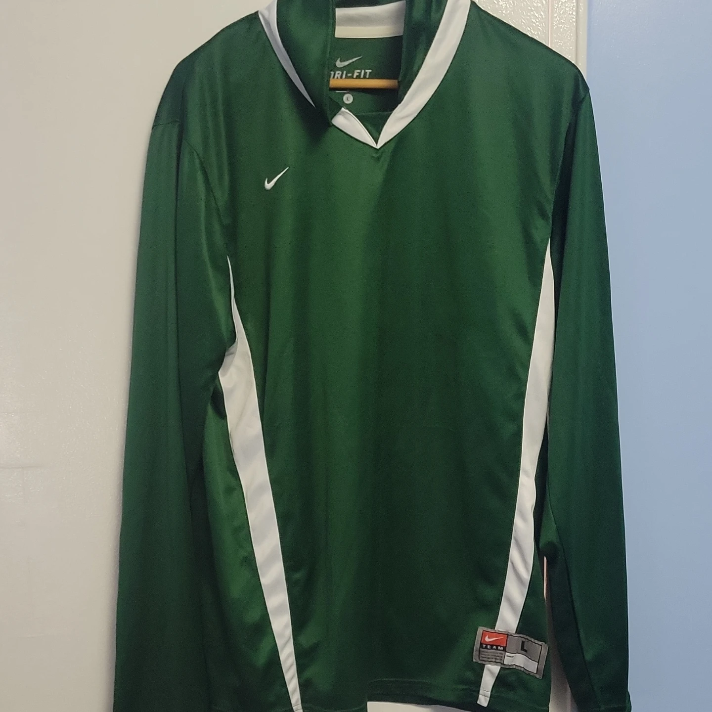 Nike Dri-FIT Long Sleeve Shirt Green Large - photo 2