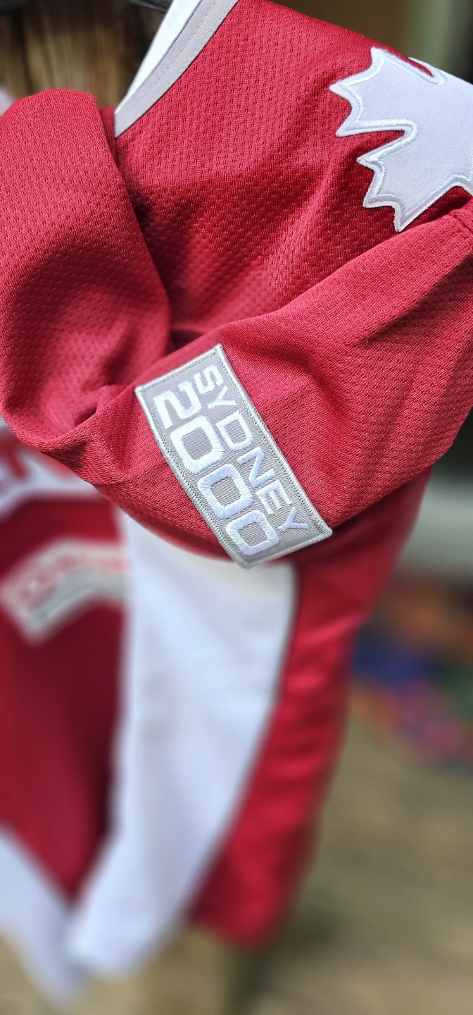 Roots 2000 Olymic jersey - photo 3