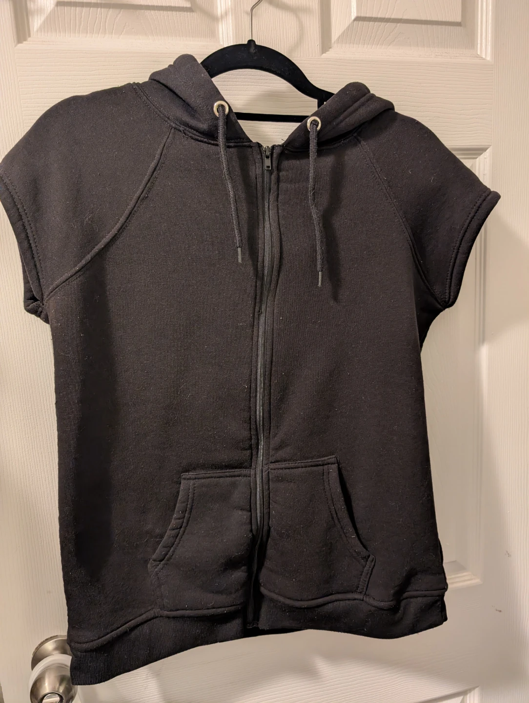 ARDENE Black Sleeveless Hoodie M/M