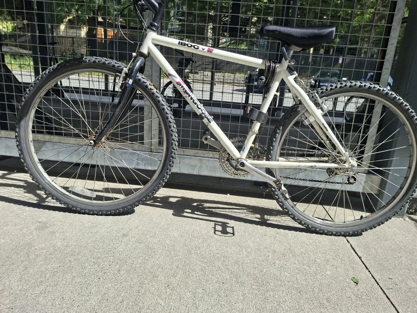 Mongoose IBOC Mountain Bike - photo 2