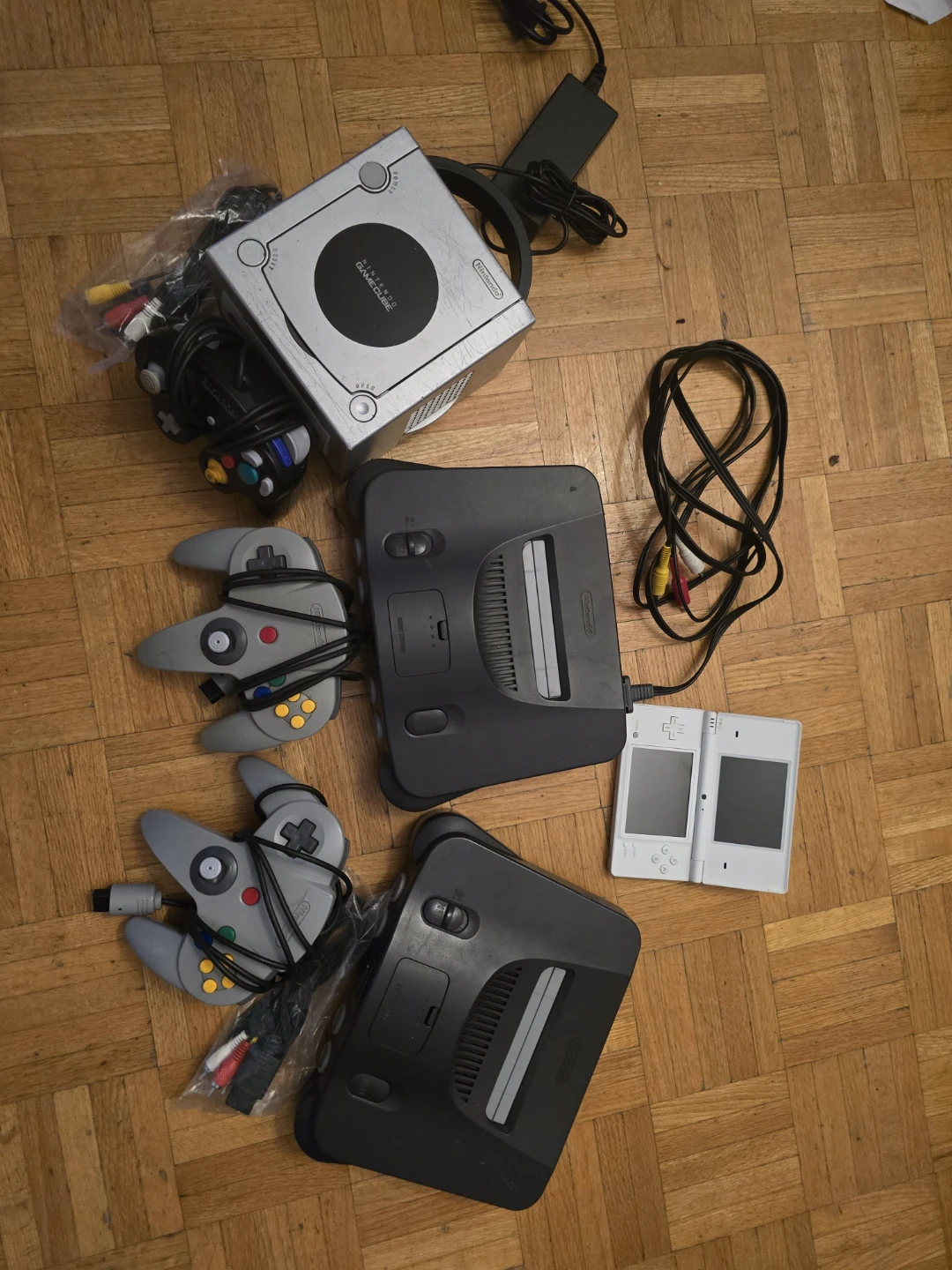 Retro Video Game Collection – Looking to Sell as a Lot - photo 2